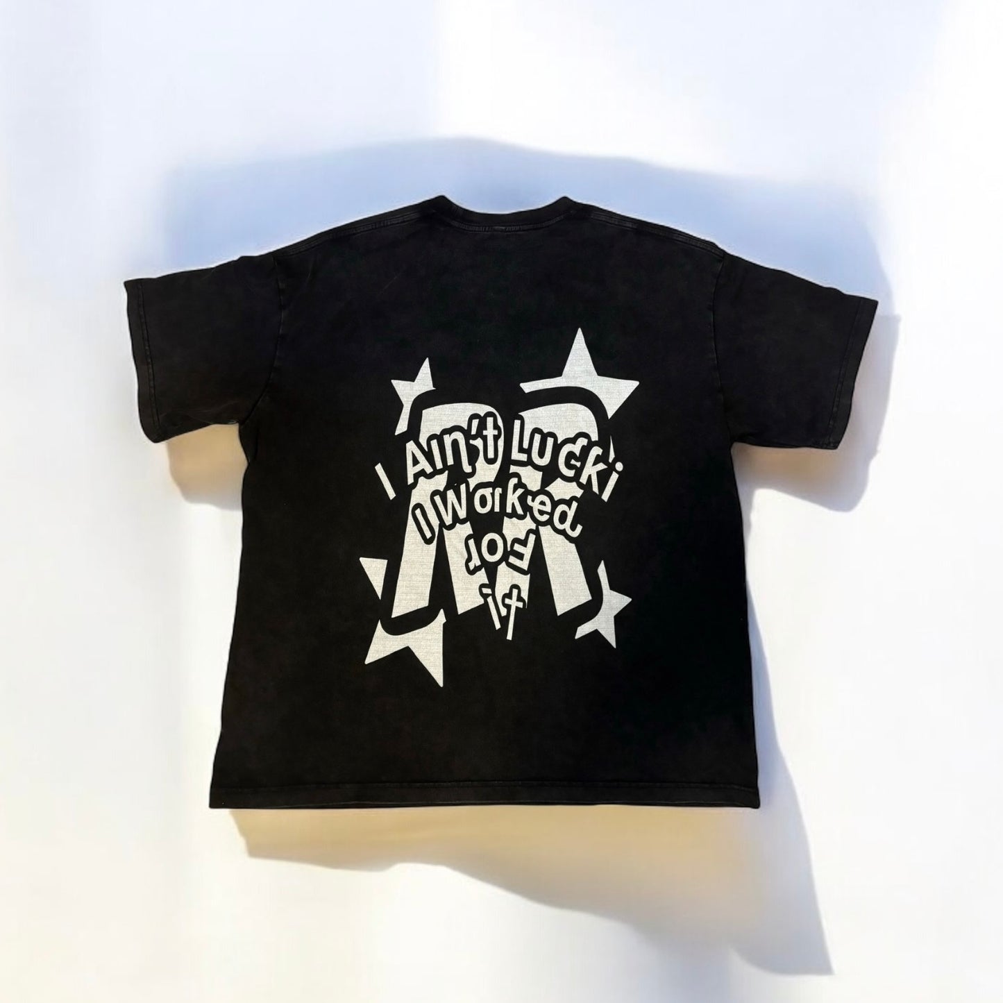 LUCKI! TEE - 250 GSM